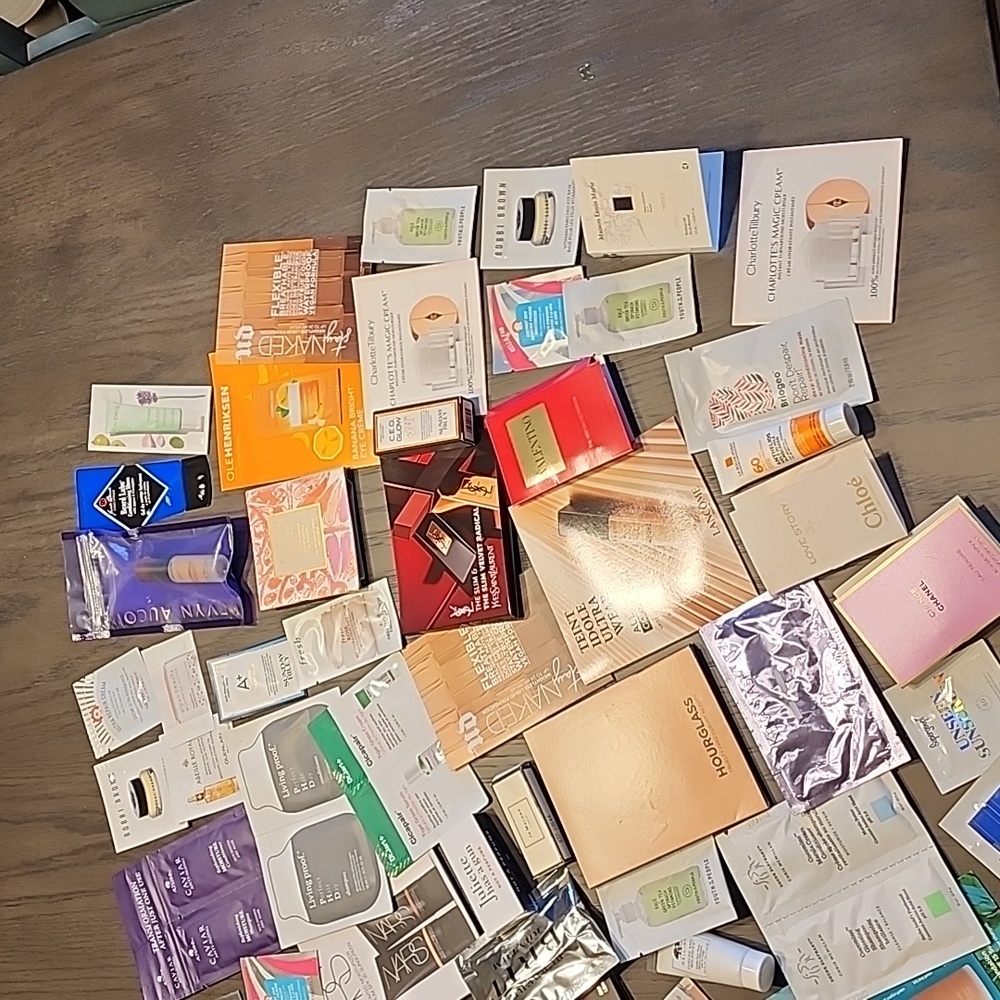 20+ Sephora samples set - Picture 3 of 10